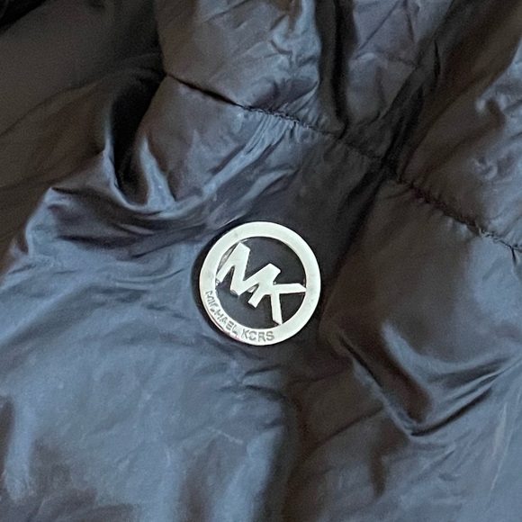 MICHAEL KORS Long Black Packable Warm Winter Puffer Jacket. Size M - Picture 6 of 16